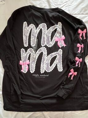Simply Southern Black Tee “mama” with pink bows. Size Medium